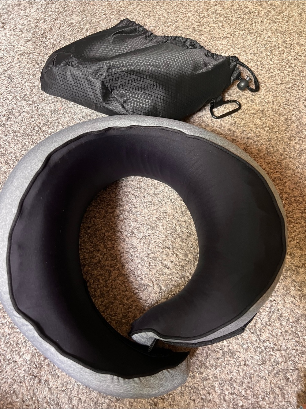 Travel Neck Pillow with Carry Pouch - Black and Gray